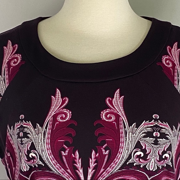 💕SOLD💕New York & Co Stretch Purple Floral Dress - Picture 5 of 8